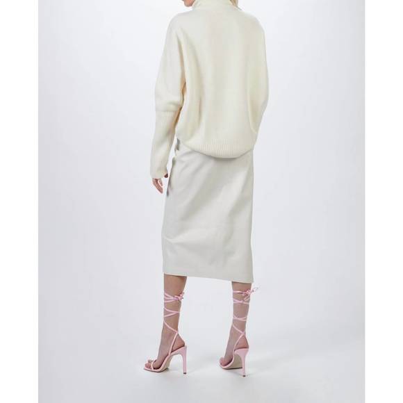 NEW ZEYNEP ARCAY cashmere turtleneck jumper in off white - Picture 3 of 7